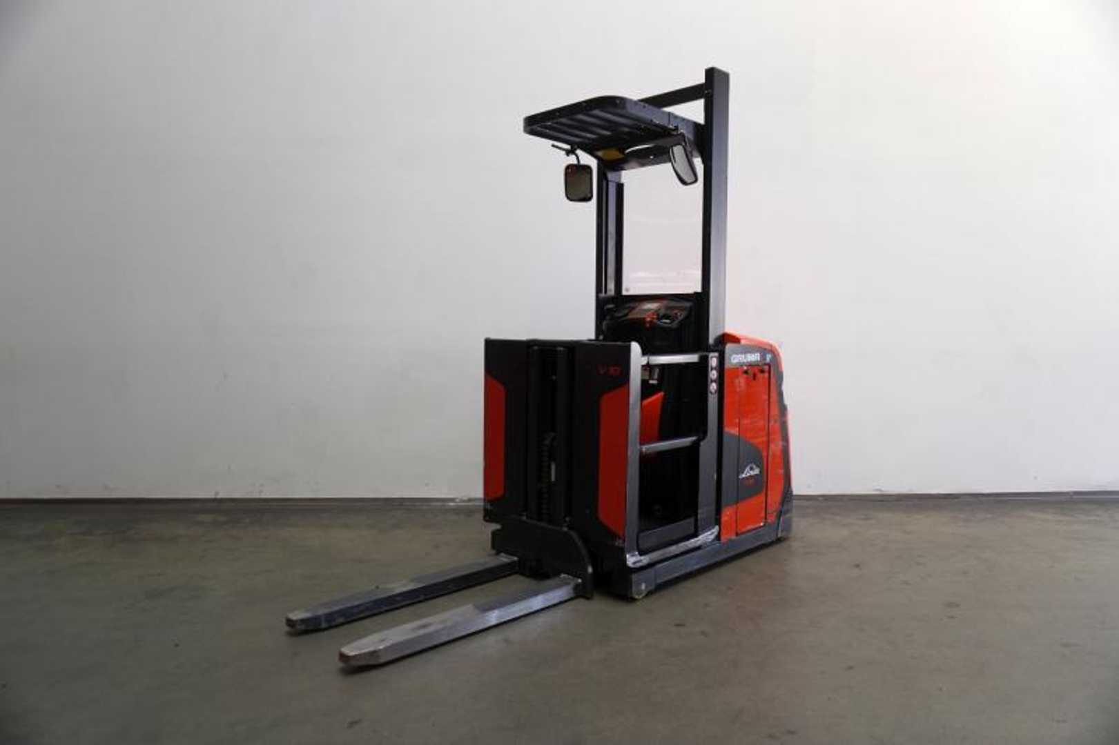 Used Forklift Linde V 10-02 5212-02 Aukšto kėlimo krautuvas (> 6 m) (Image 2)