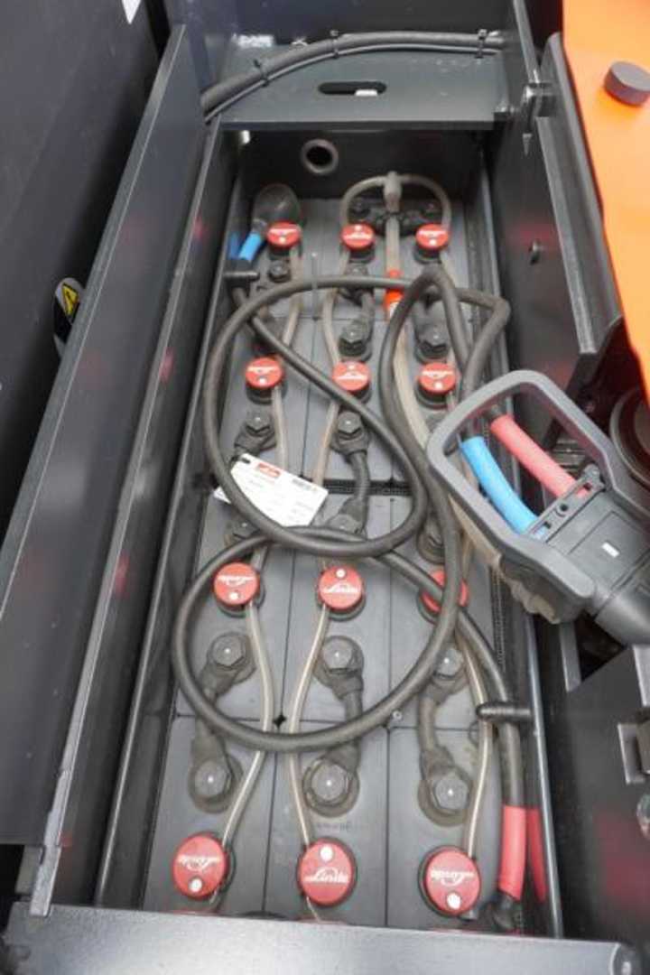 Used Forklift Linde V 10-02 5212-02 Aukšto kėlimo krautuvas (> 6 m) (Image 5)