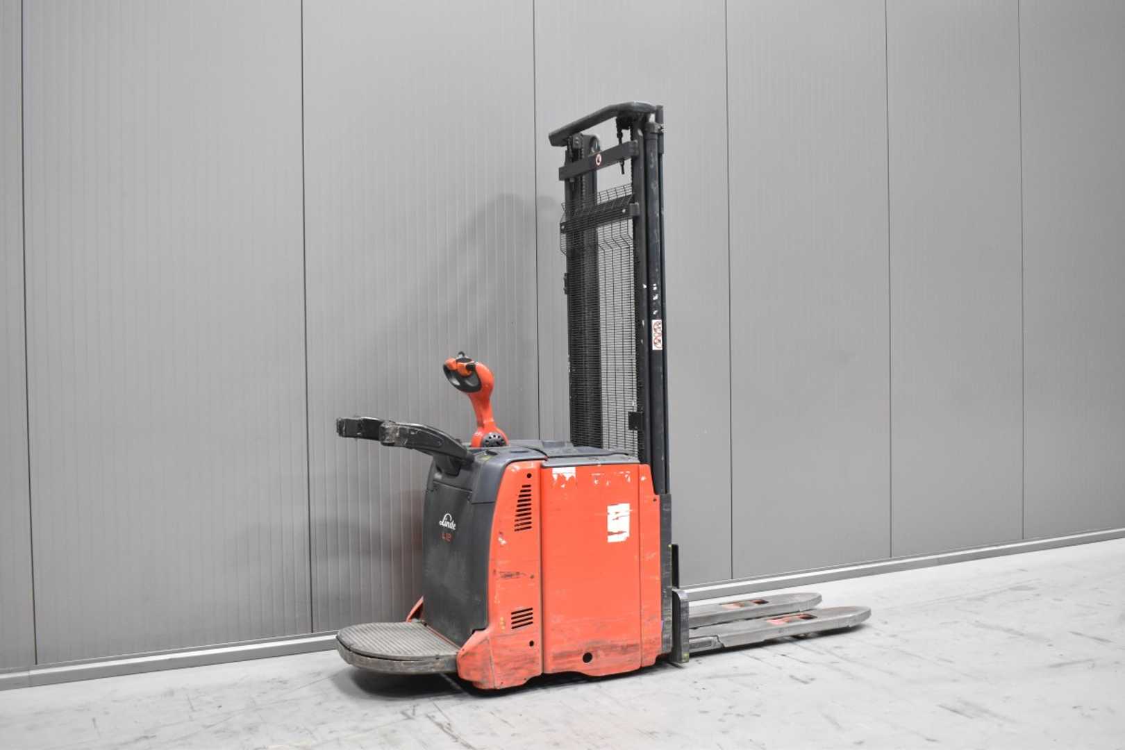 Used Forklift Linde L 12 AP /58845/ Aukšto kėlimo krautuvas (> 6 m) (Image 4)