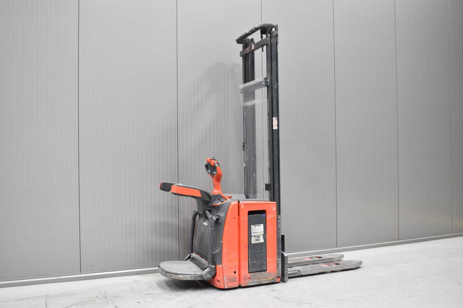 Used Forklift Linde L 14 AP /58847/ Aukšto kėlimo krautuvas (> 6 m) (Image 4)