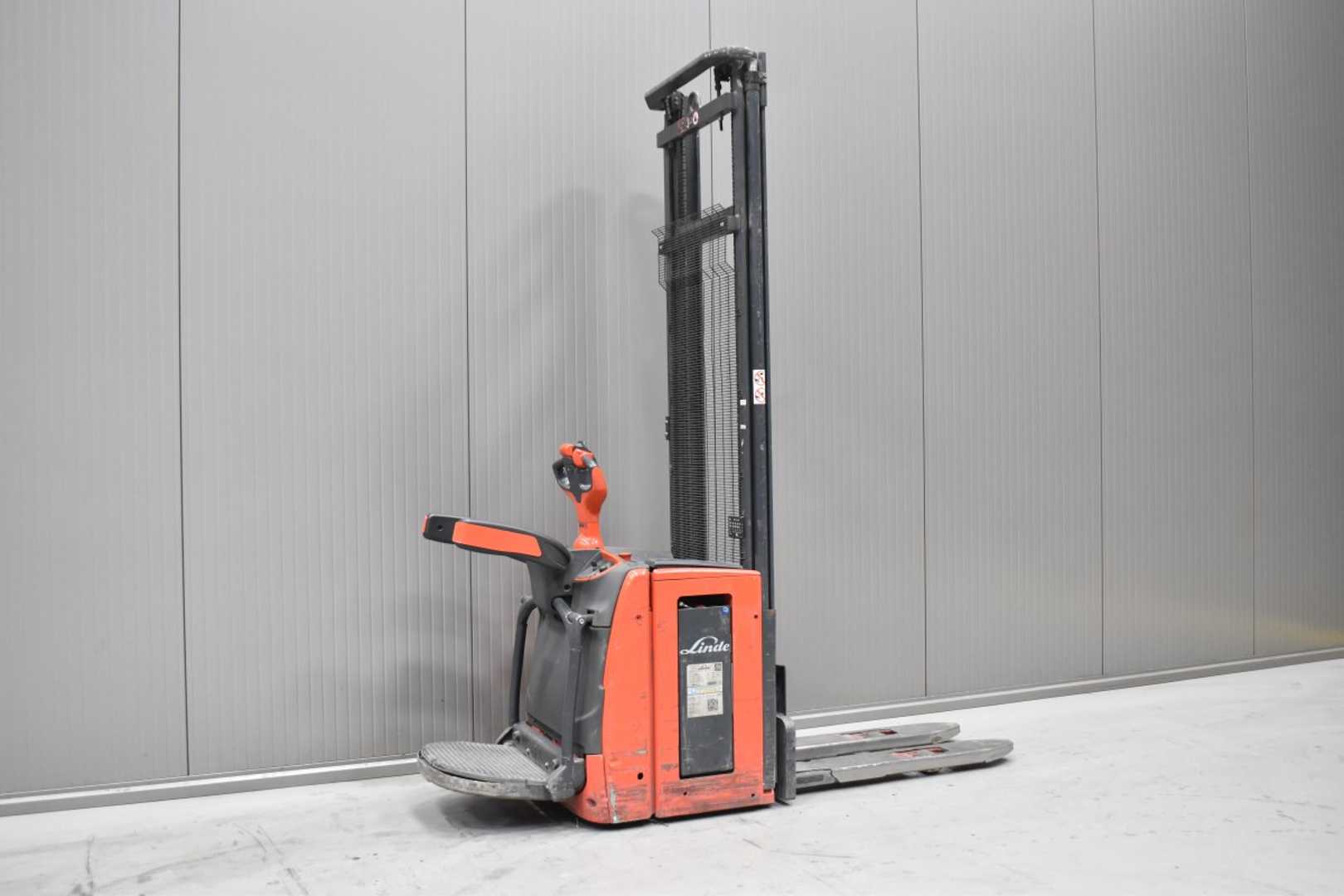 Used Forklift Linde L 14 AP /58853/ Aukšto kėlimo krautuvas (> 6 m) (Image 4)