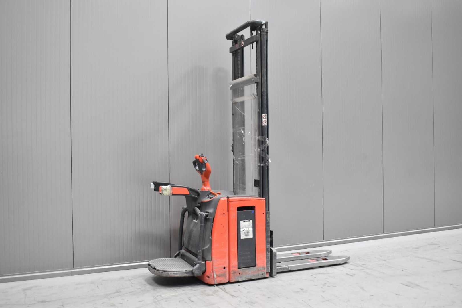 Used Forklift Linde L 14 AP /58859/ Aukšto kėlimo krautuvas (> 6 m) (Image 4) Used Forklift Linde L 14 AP /58859/ Aukšto kėlimo krautuvas (> 6 m) (Image 4)
