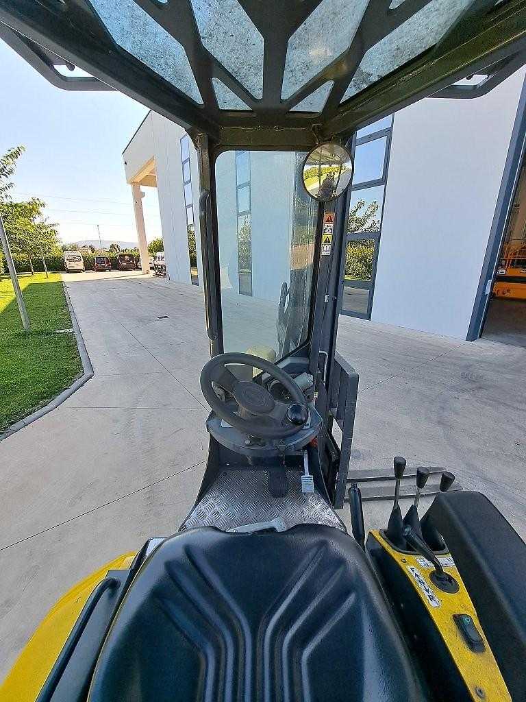 Used Forklift Aisle Master AM20SE Aukšto kėlimo krautuvas su grąžulu (Image 6) Used Forklift Aisle Master AM20SE Aukšto kėlimo krautuvas su grąžulu (Image 6)