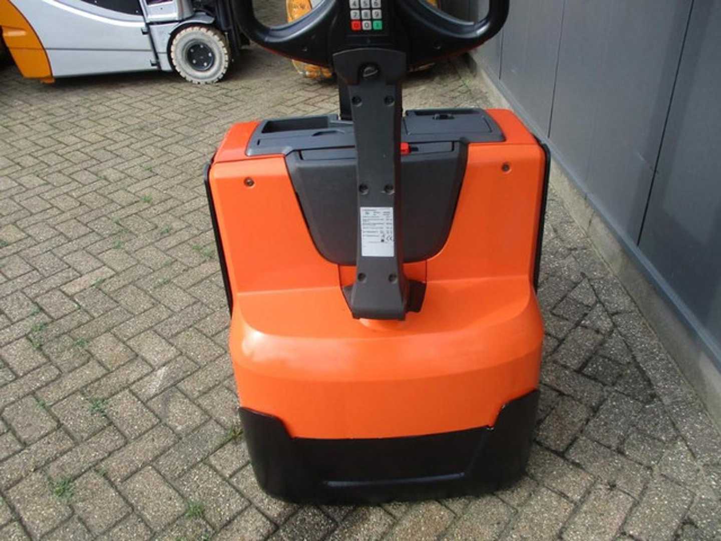 Used Forklift BT SWE 080L Aukšto kėlimo krautuvas su grąžulu (Image 7)