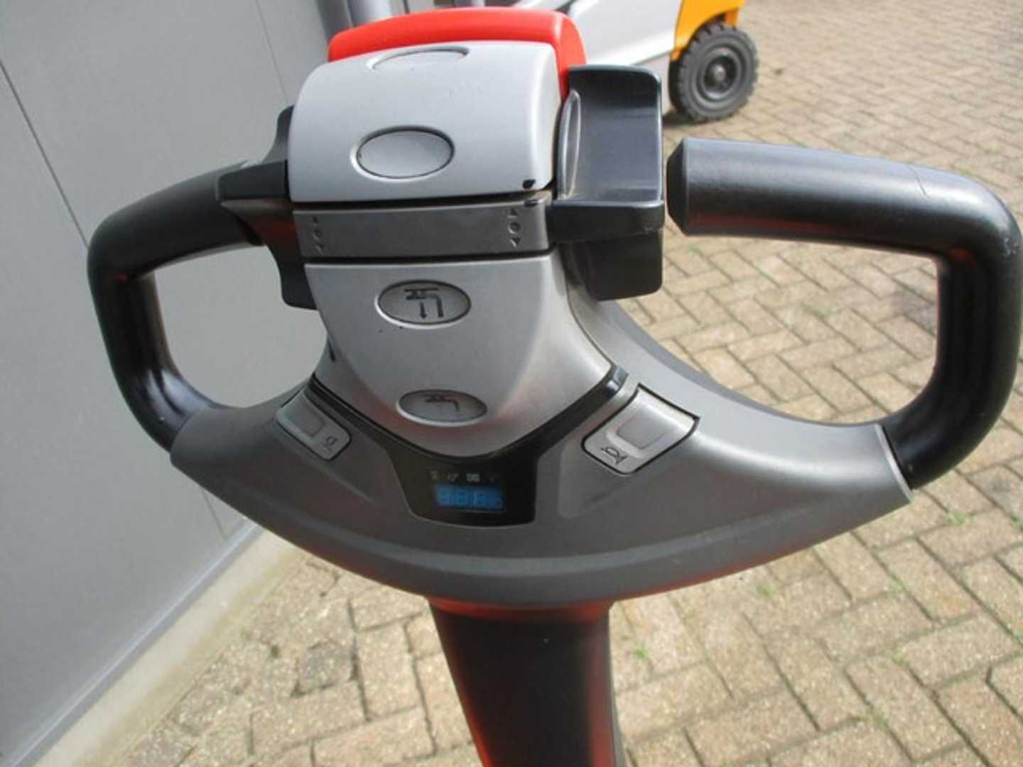 Used Forklift BT SWE 080L Aukšto kėlimo krautuvas su grąžulu (Image 9)