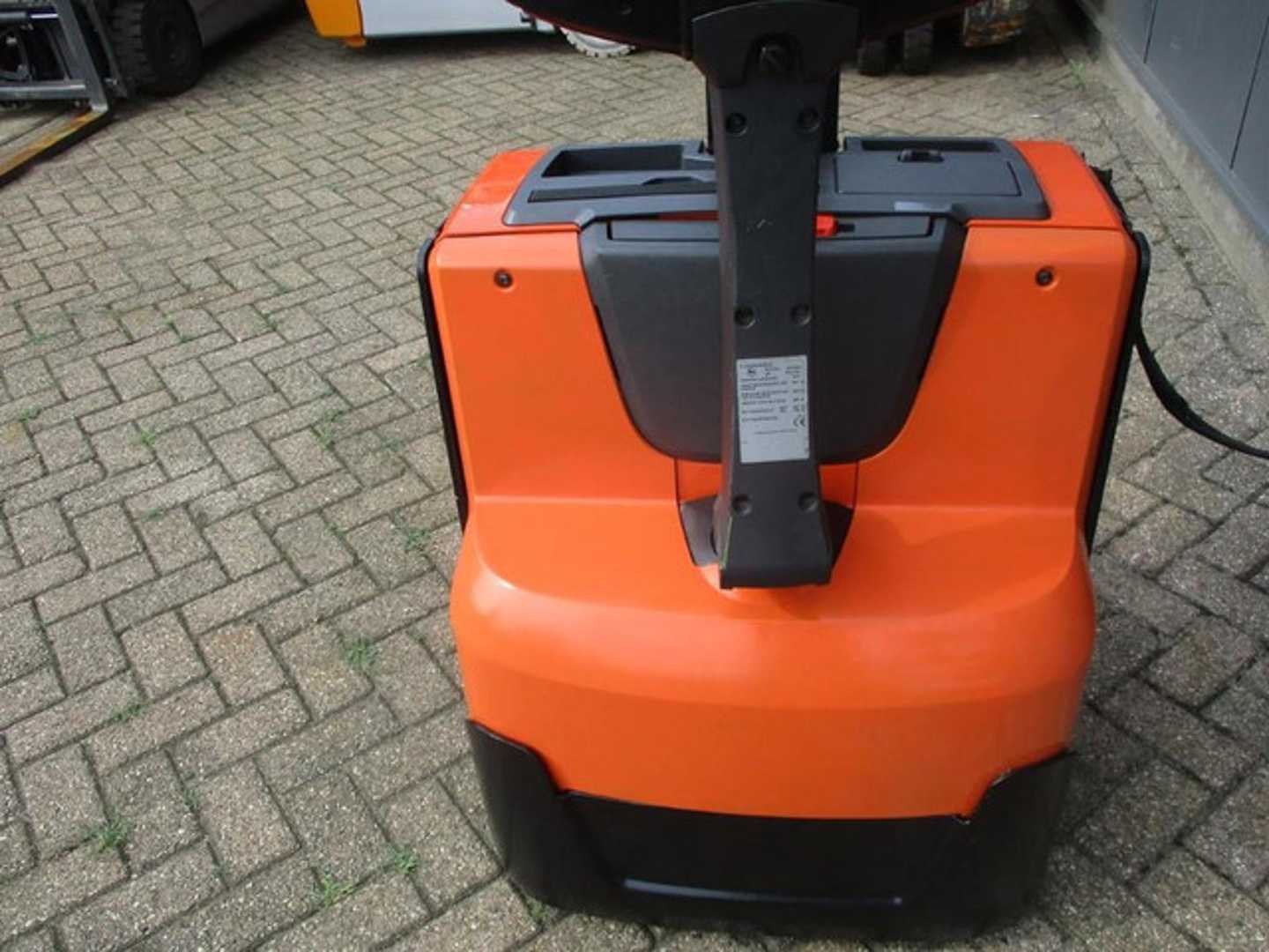 Used Forklift BT SWE 080L Aukšto kėlimo krautuvas su grąžulu (Image 9)