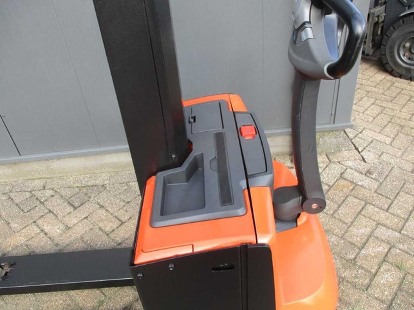 Used Forklift BT SWE 080L Aukšto kėlimo krautuvas su grąžulu (Image 7)