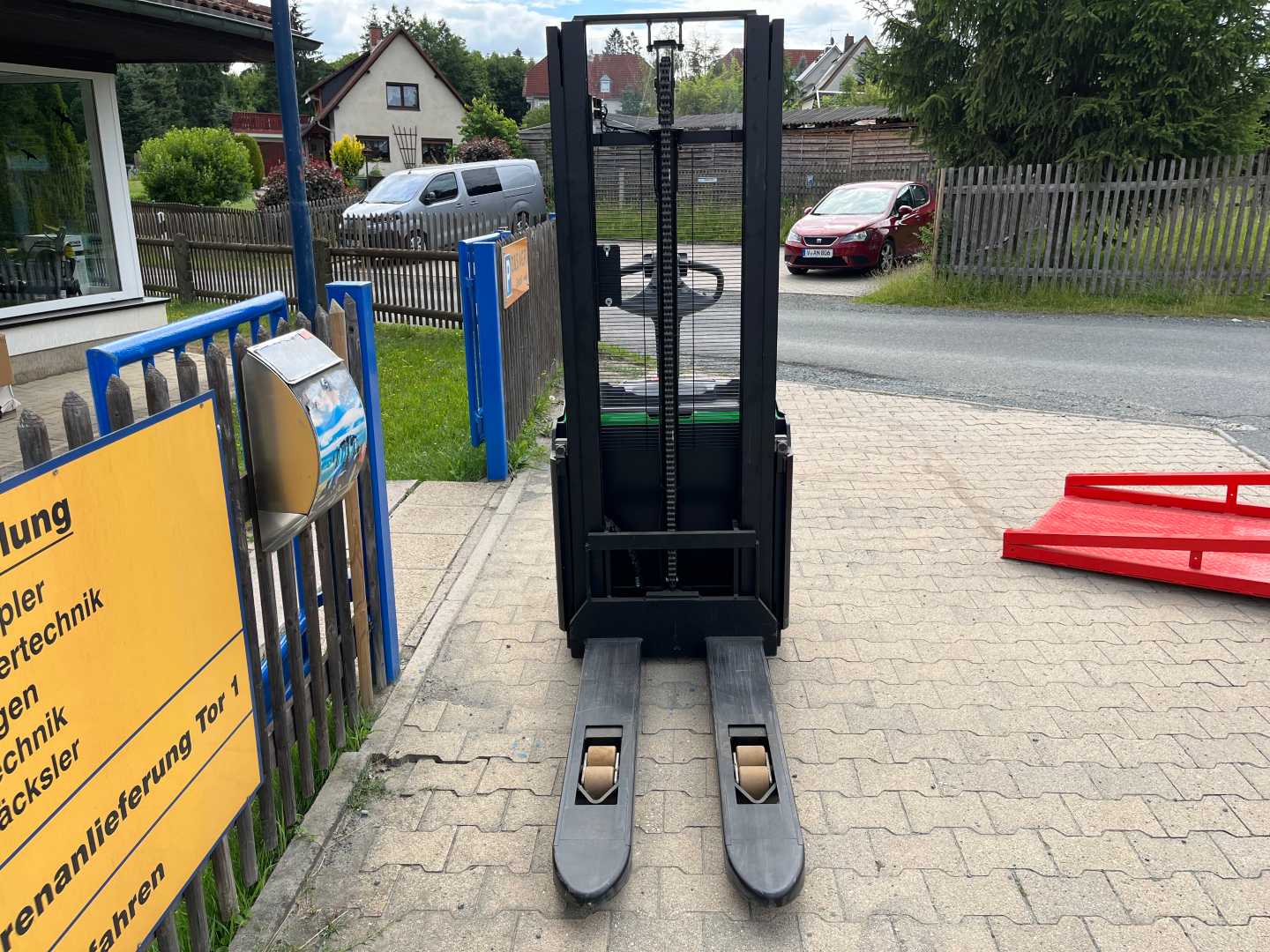 Used Forklift Cesab S210 Aukšto kėlimo krautuvas su grąžulu (Image 4) Used Forklift Cesab S210 Aukšto kėlimo krautuvas su grąžulu (Image 4)