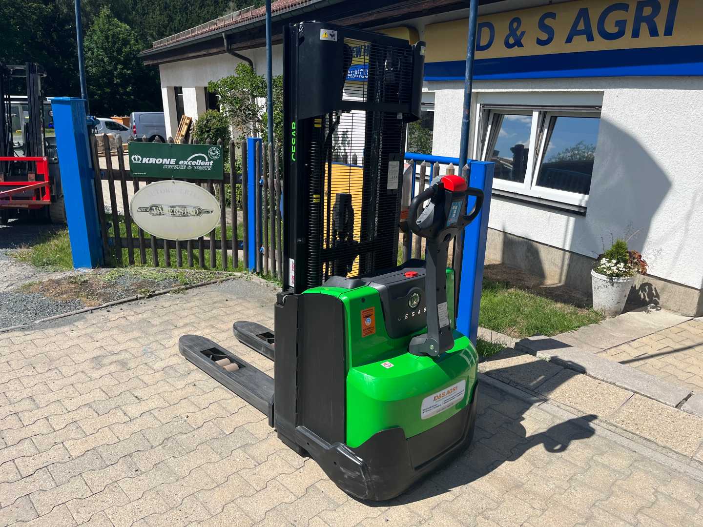 Used Forklift Cesab S214 Aukšto kėlimo krautuvas su grąžulu (Image 3) Used Forklift Cesab S214 Aukšto kėlimo krautuvas su grąžulu (Image 3)
