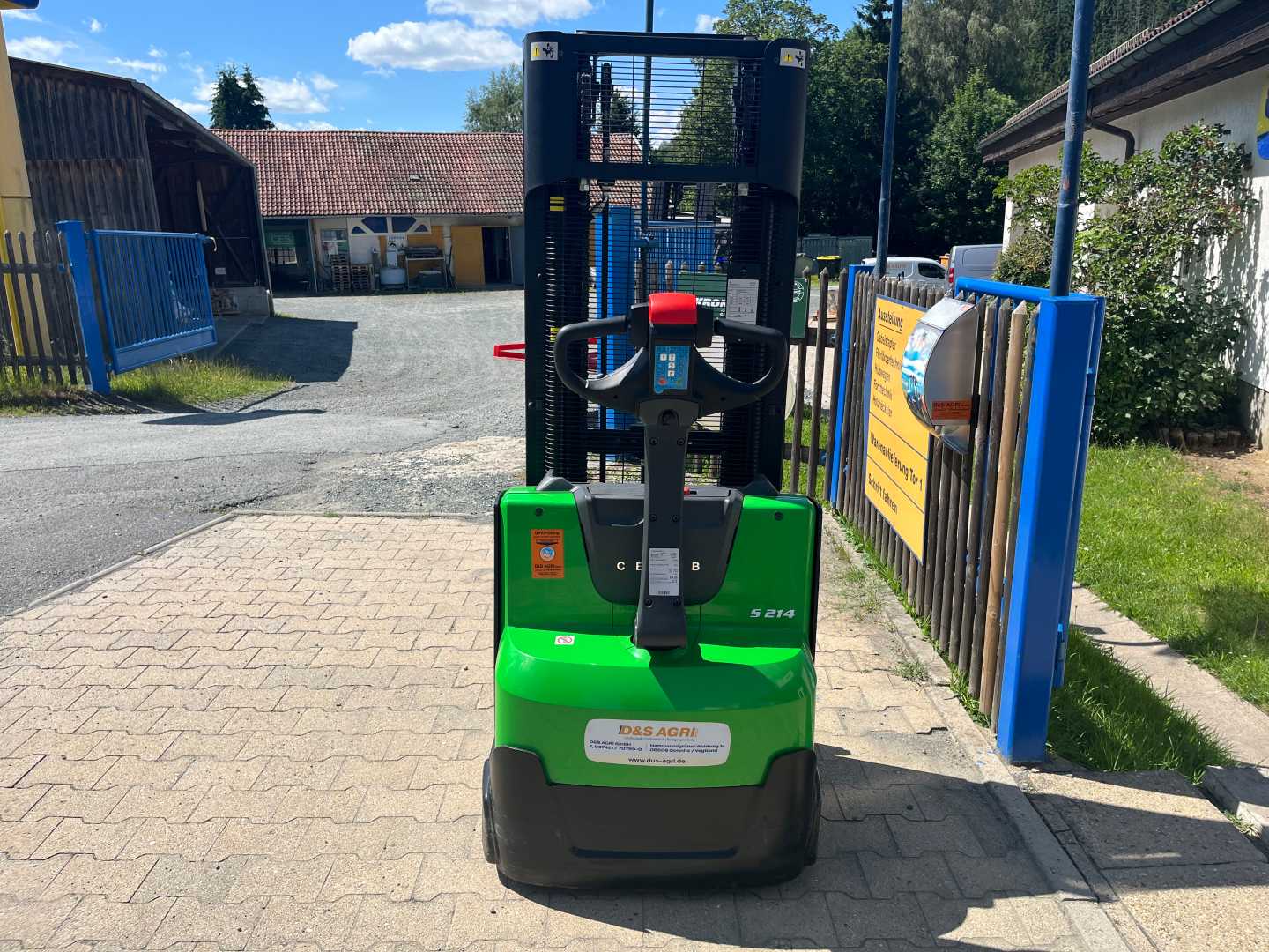 Used Forklift Cesab S214 Aukšto kėlimo krautuvas su grąžulu (Image 5) Used Forklift Cesab S214 Aukšto kėlimo krautuvas su grąžulu (Image 5)