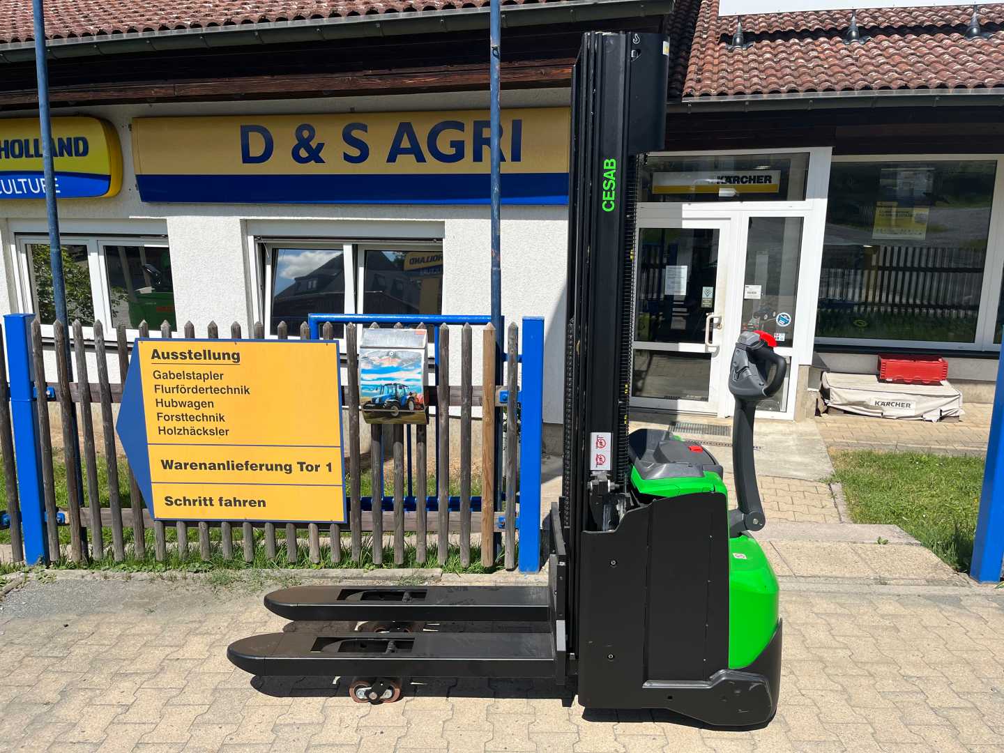 Used Forklift Cesab S214L Aukšto kėlimo krautuvas su grąžulu (Image 2) Used Forklift Cesab S214L Aukšto kėlimo krautuvas su grąžulu (Image 2)