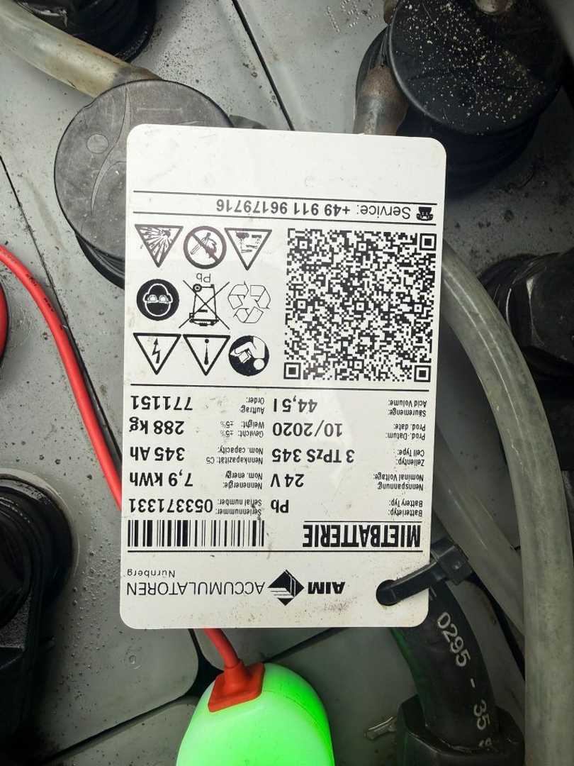 Used Forklift Crown DT 3040 Baujahr 2017/ Stunden 5108 Akku 2020 Aukšto kėlimo krautuvas su grąžulu (Image 6) Used Forklift Crown DT 3040 Baujahr 2017/ Stunden 5108 Akku 2020 Aukšto kėlimo krautuvas su grąžulu (Image 6)