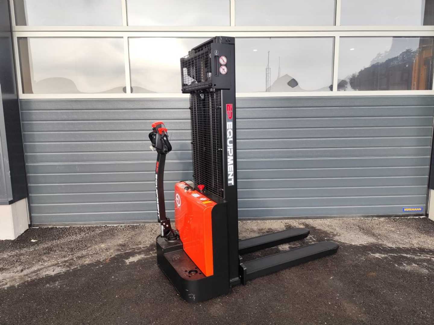 Used Forklift EP ESL122 Lithium NEUMASCHINE Aukšto kėlimo krautuvas su grąžulu (Image 1)