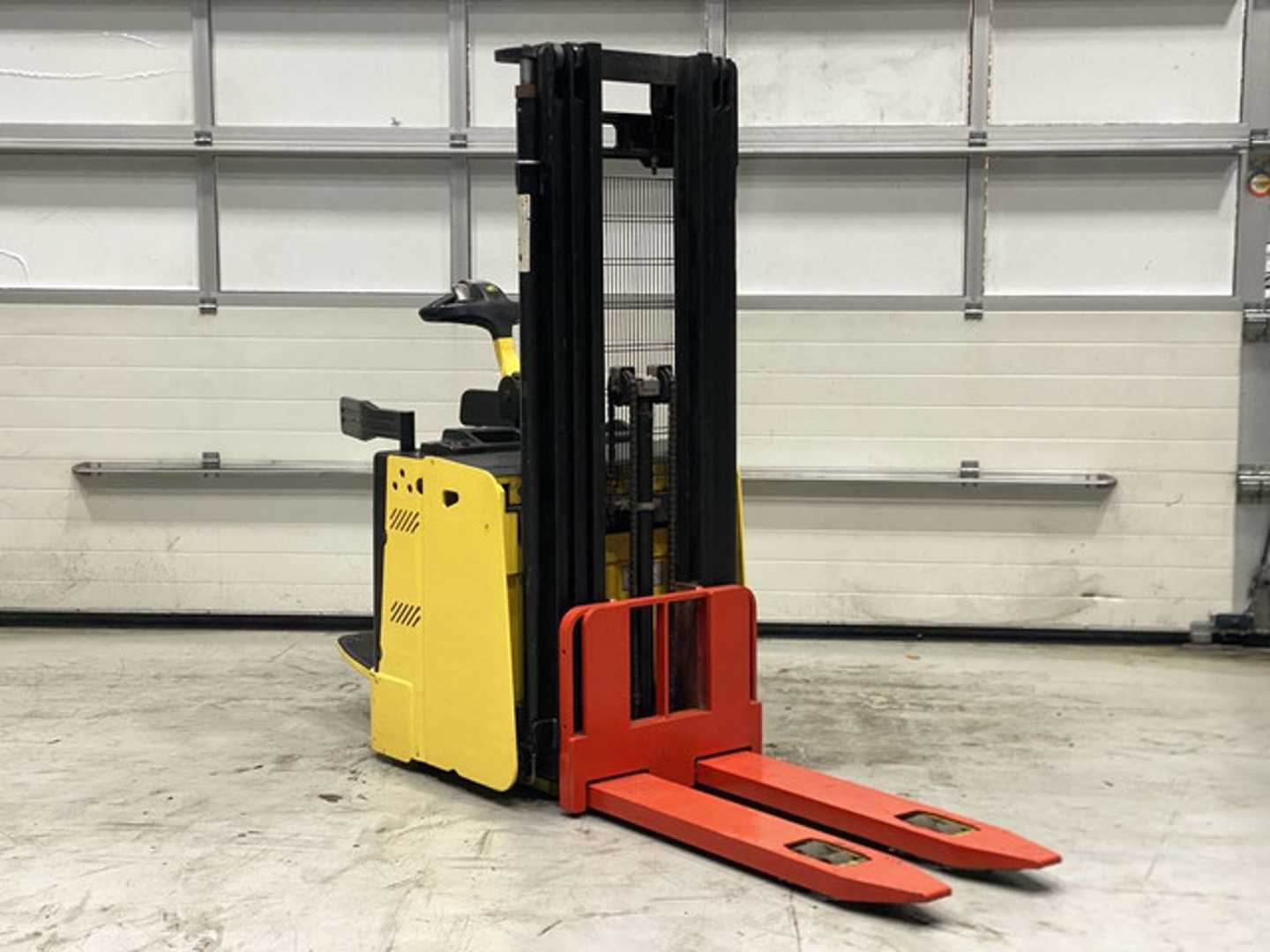 Used Forklift Hyster S1.5S IL Aukšto kėlimo krautuvas su grąžulu (Image 6) Used Forklift Hyster S1.5S IL Aukšto kėlimo krautuvas su grąžulu (Image 6)