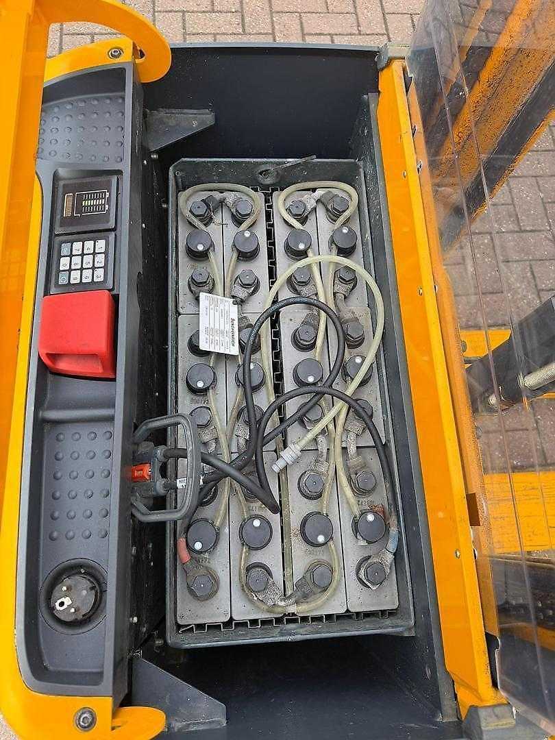 Used Forklift Jungheinrich EJC214 Aukšto kėlimo krautuvas su grąžulu (Image 2)
