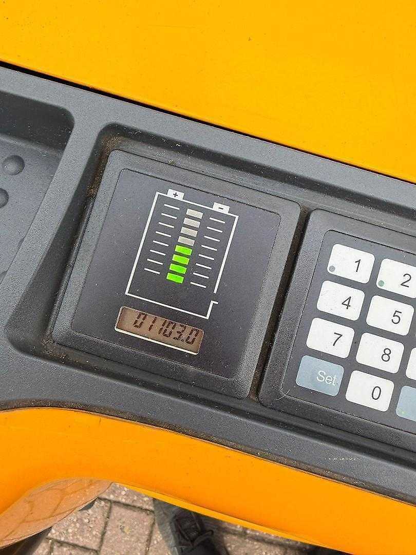 Used Forklift Jungheinrich EJC214 Aukšto kėlimo krautuvas su grąžulu (Image 3)