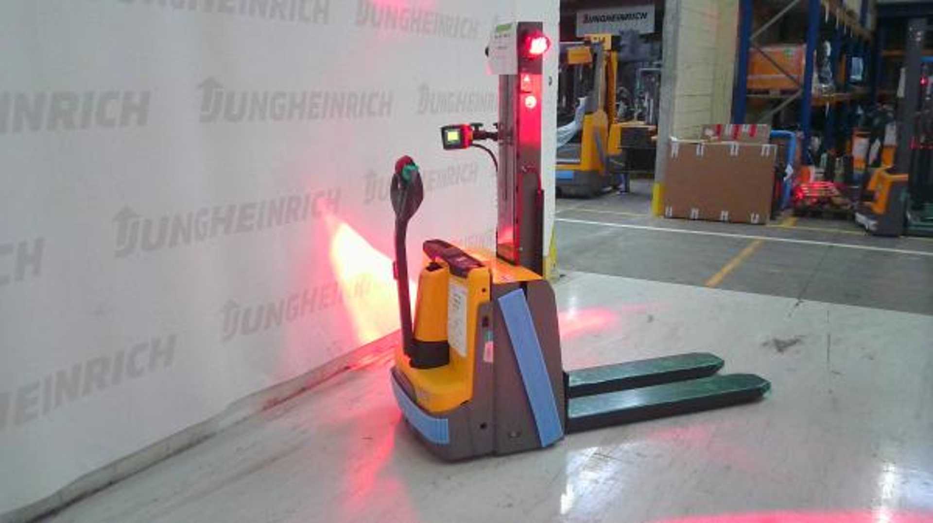 Used Forklift Jungheinrich EJD 118i Aukšto kėlimo krautuvas su grąžulu (Image 2)