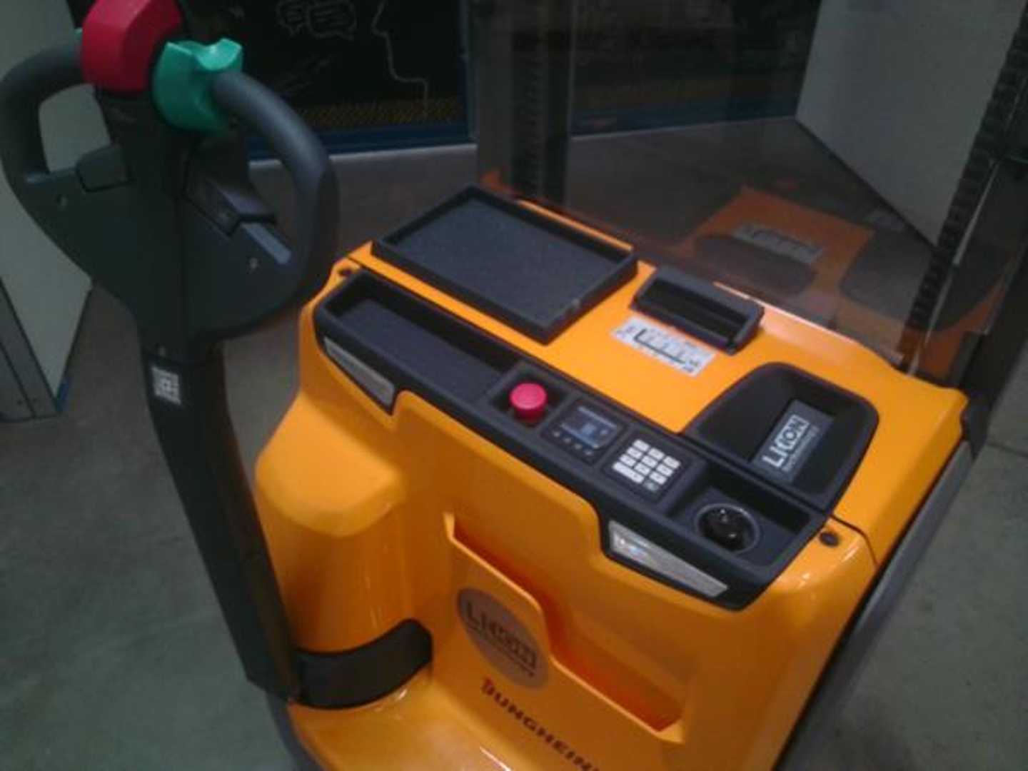 Used Forklift Jungheinrich EJC 216 Li 115 420 ZT Aukšto kėlimo krautuvas su grąžulu (Image 3) Used Forklift Jungheinrich EJC 216 Li 115 420 ZT Aukšto kėlimo krautuvas su grąžulu (Image 3)