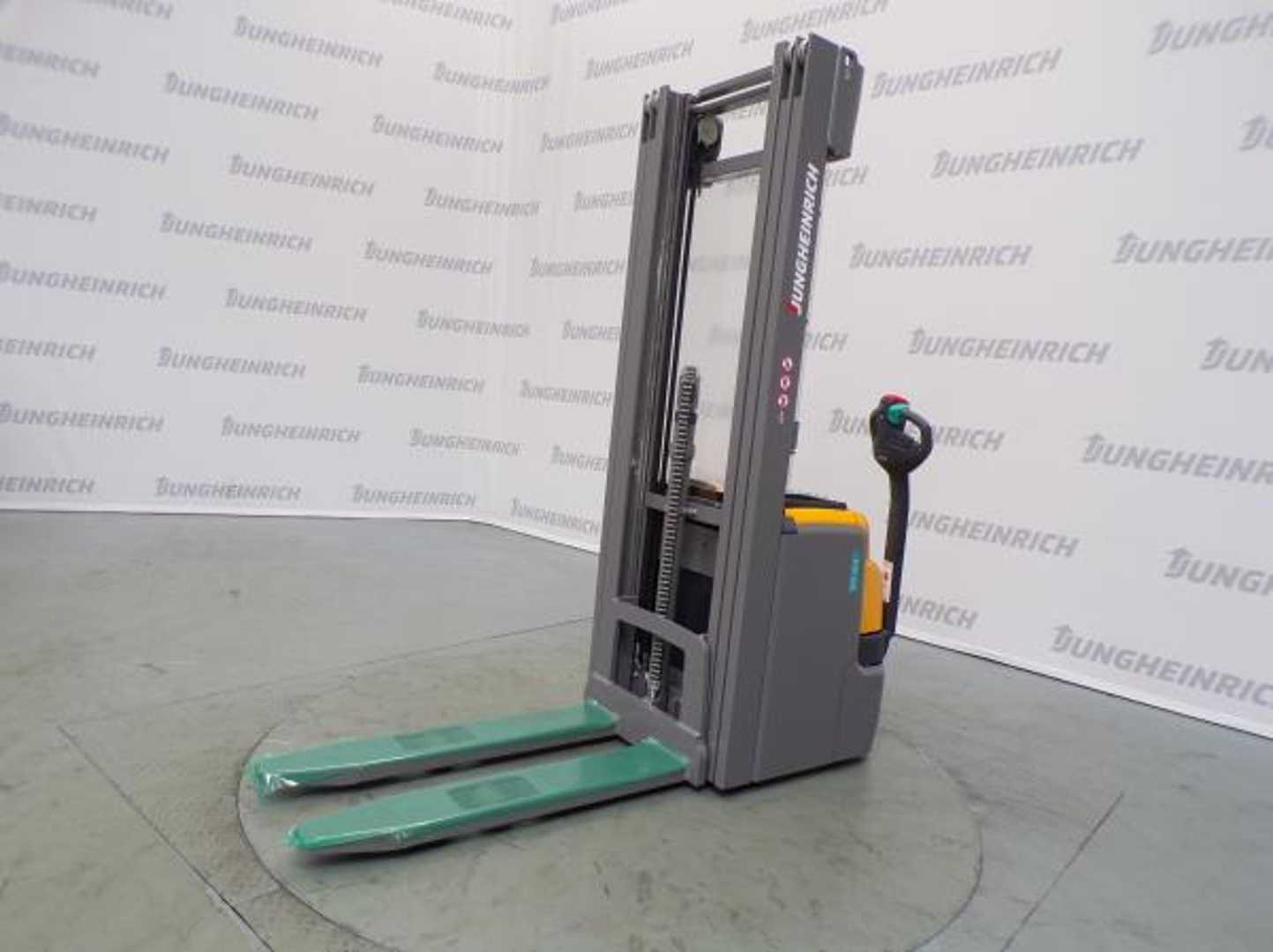 Used Forklift Jungheinrich EJC 214 115-535 DZ Aukšto kėlimo krautuvas su grąžulu (Image 2)