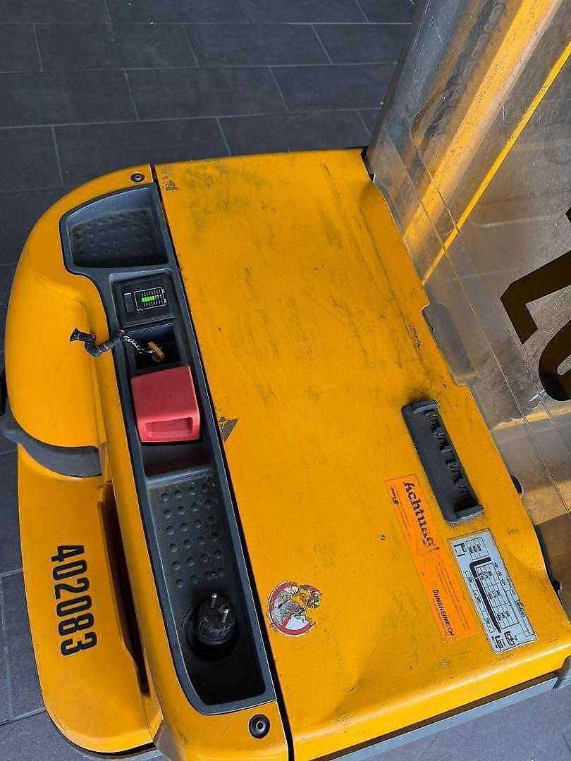Used Forklift Jungheinrich EJC 216 Aukšto kėlimo krautuvas su grąžulu (Image 2) Used Forklift Jungheinrich EJC 216 Aukšto kėlimo krautuvas su grąžulu (Image 2)