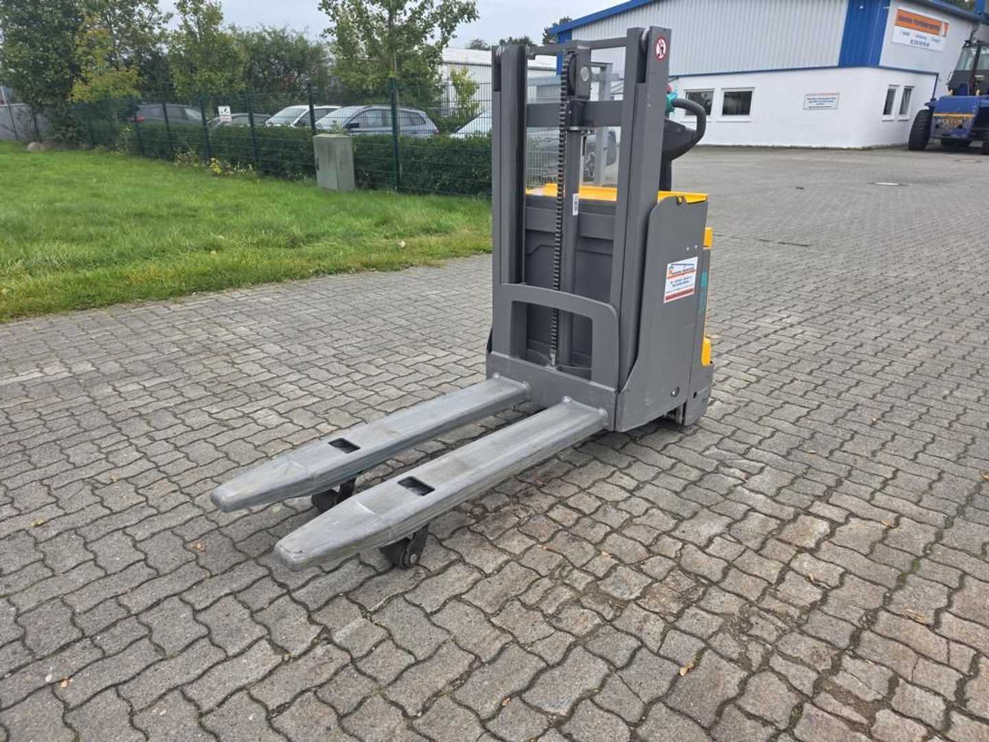 Used Forklift Jungheinrich EJD120Li Aukšto kėlimo krautuvas su grąžulu (Image 3)