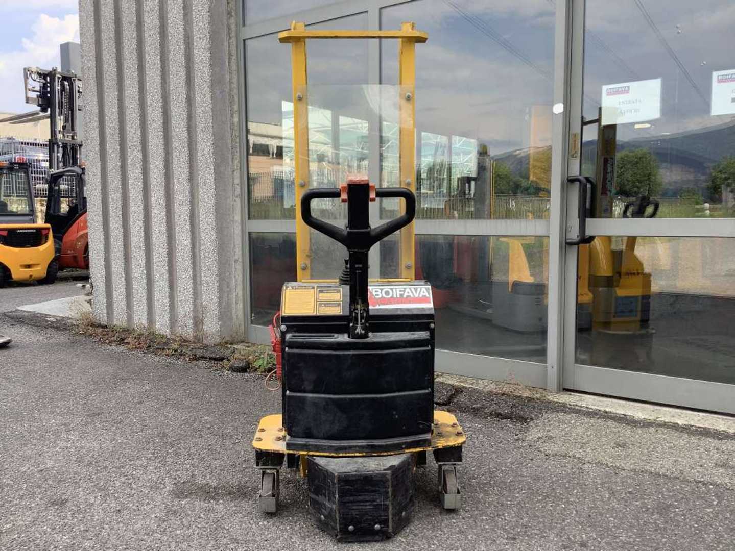Used Forklift Lifter G10/16 Aukšto kėlimo krautuvas su grąžulu (Image 4) Used Forklift Lifter G10/16 Aukšto kėlimo krautuvas su grąžulu (Image 4)