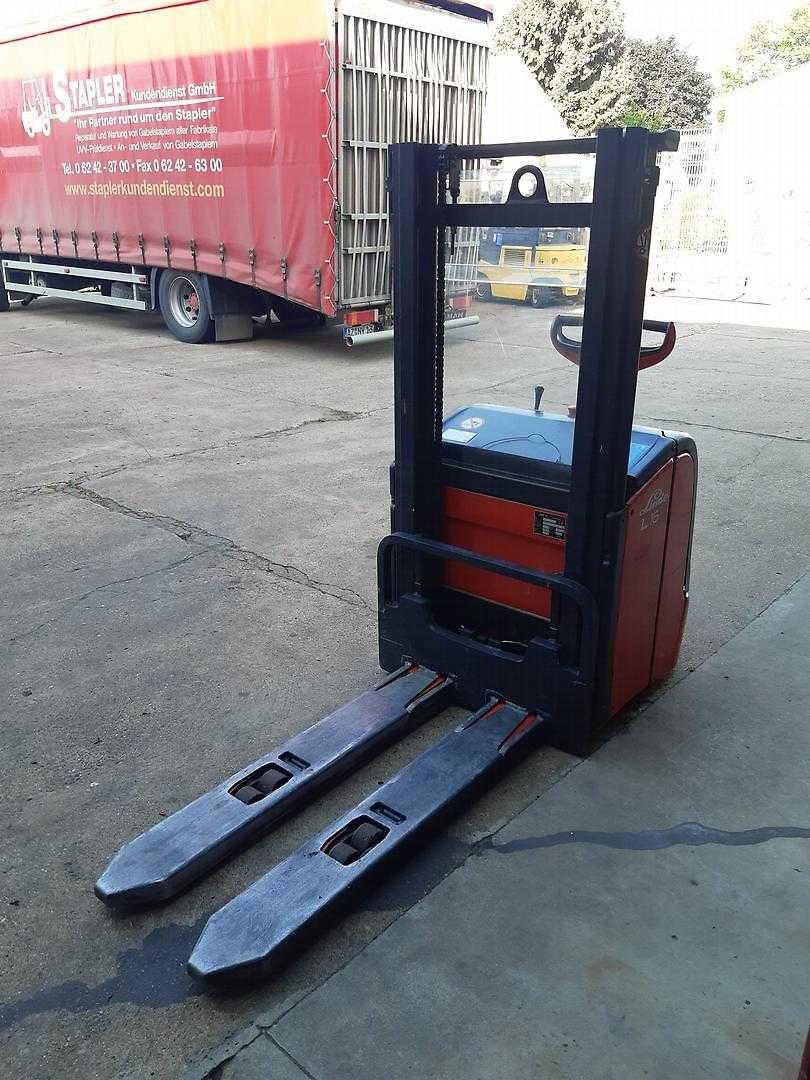Used Forklift Linde L 16 i Aukšto kėlimo krautuvas su grąžulu (Image 2) Used Forklift Linde L 16 i Aukšto kėlimo krautuvas su grąžulu (Image 2)