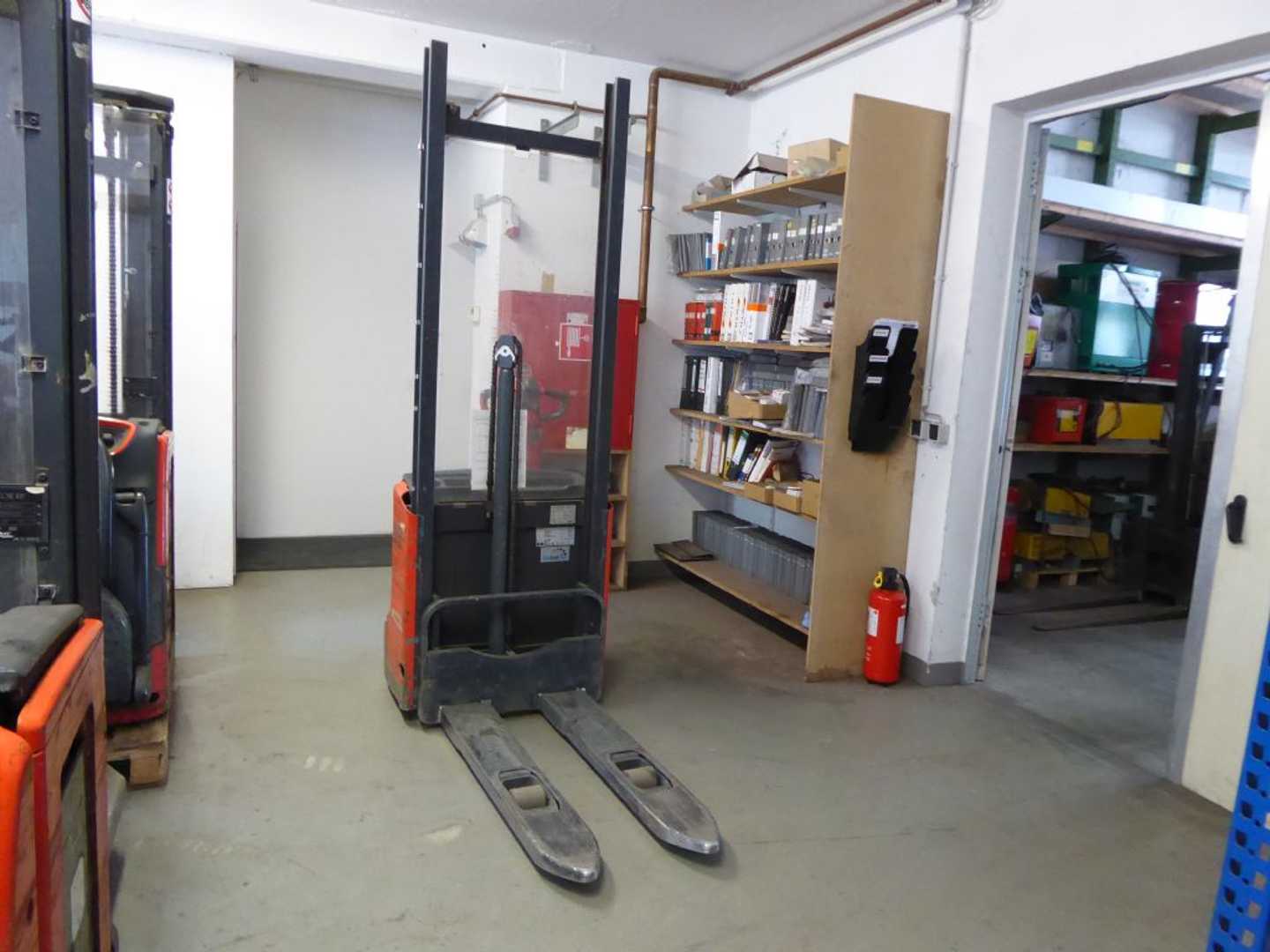 Used Forklift Linde L10B Aukšto kėlimo krautuvas su grąžulu (Image 4) Used Forklift Linde L10B Aukšto kėlimo krautuvas su grąžulu (Image 4)