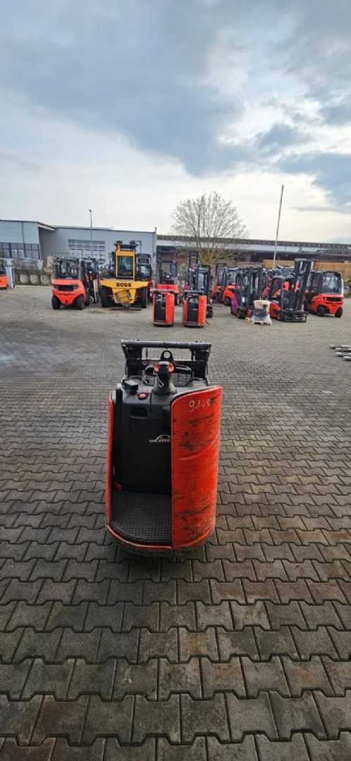 Used Forklift Linde D 12 SP Aukšto kėlimo krautuvas su grąžulu (Image 3) Used Forklift Linde D 12 SP Aukšto kėlimo krautuvas su grąžulu (Image 3)