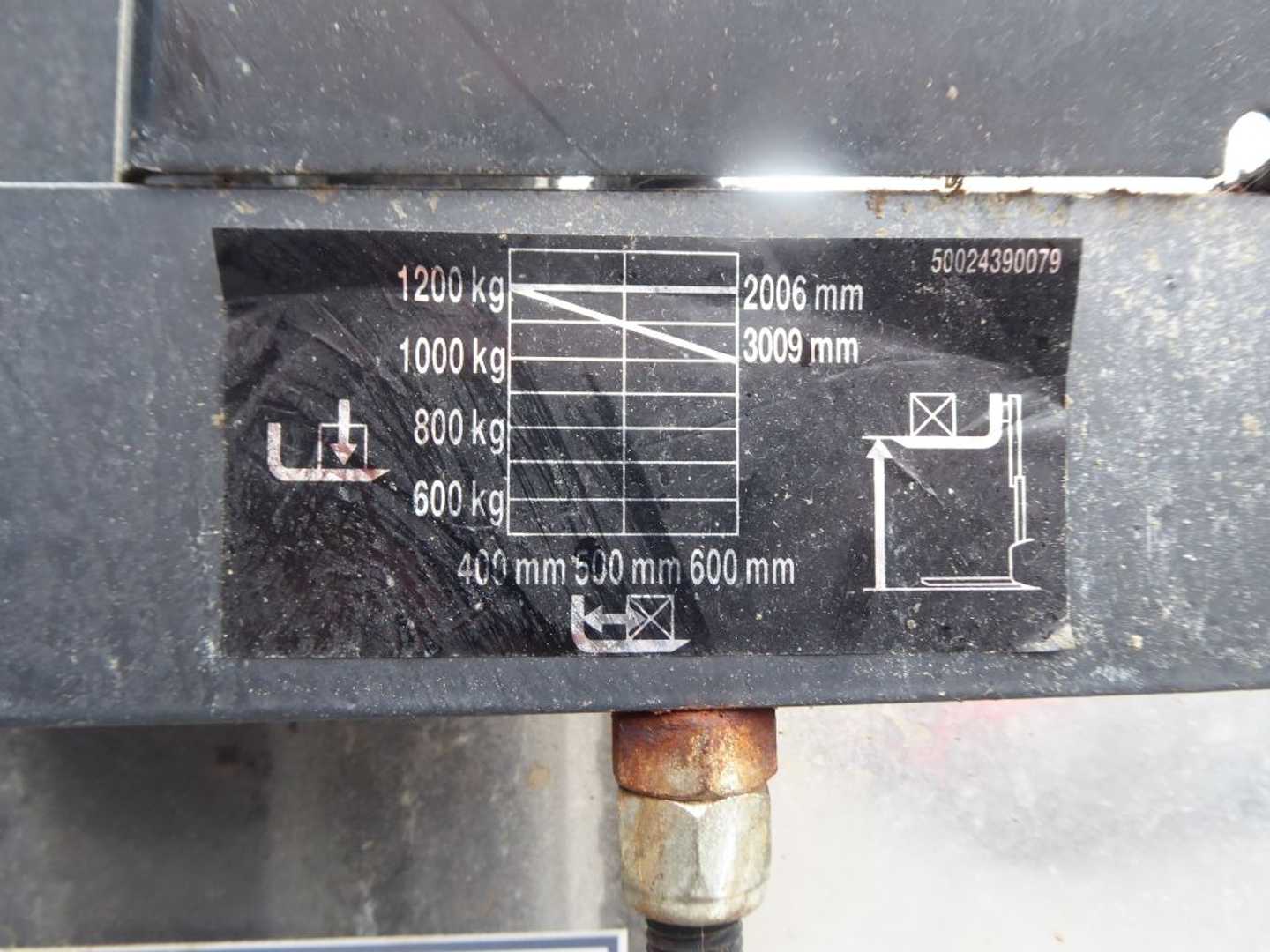 Used Forklift Linde L12L Aukšto kėlimo krautuvas su grąžulu (Image 5) Used Forklift Linde L12L Aukšto kėlimo krautuvas su grąžulu (Image 5)