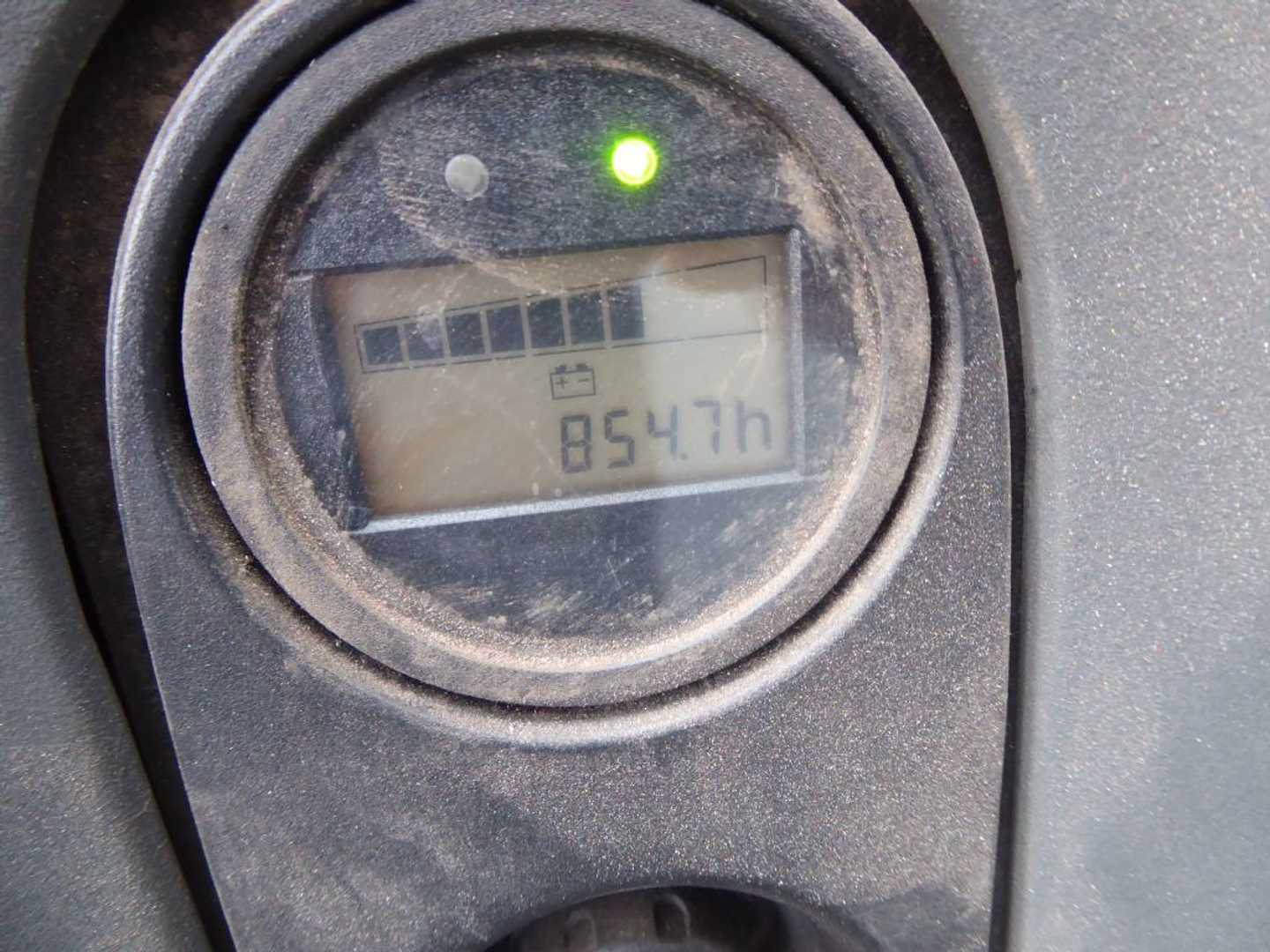 Used Forklift Linde L12L Aukšto kėlimo krautuvas su grąžulu (Image 3) Used Forklift Linde L12L Aukšto kėlimo krautuvas su grąžulu (Image 3)