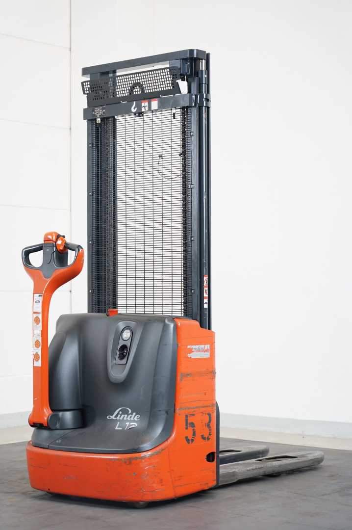 Used Forklift Linde L 12 1172 Aukšto kėlimo krautuvas su grąžulu (Image 1)