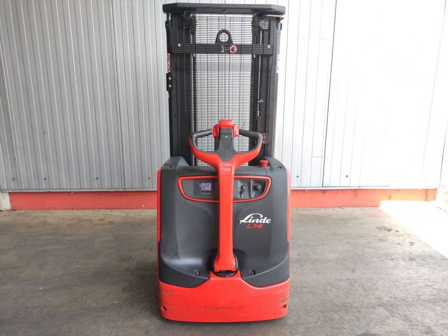 Used Forklift Linde L14 - 1173 Aukšto kėlimo krautuvas su grąžulu (Image 4)