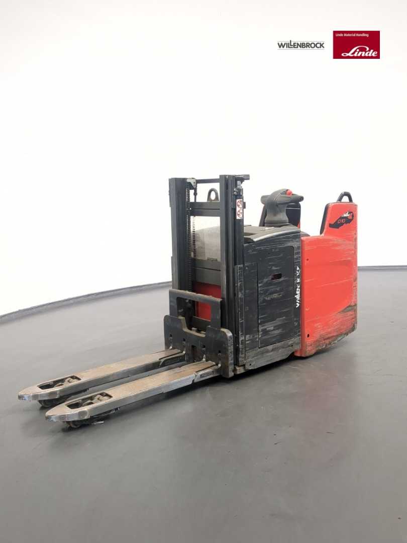 Used Forklift Linde D10FP-1163-01 Aukšto kėlimo krautuvas su grąžulu (Image 2)