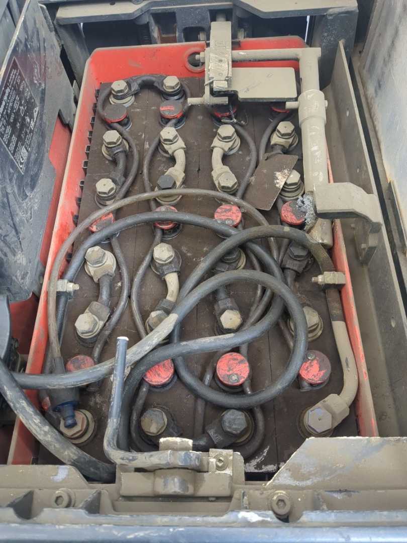 Used Forklift Linde D10FP-1163-01 Aukšto kėlimo krautuvas su grąžulu (Image 4)