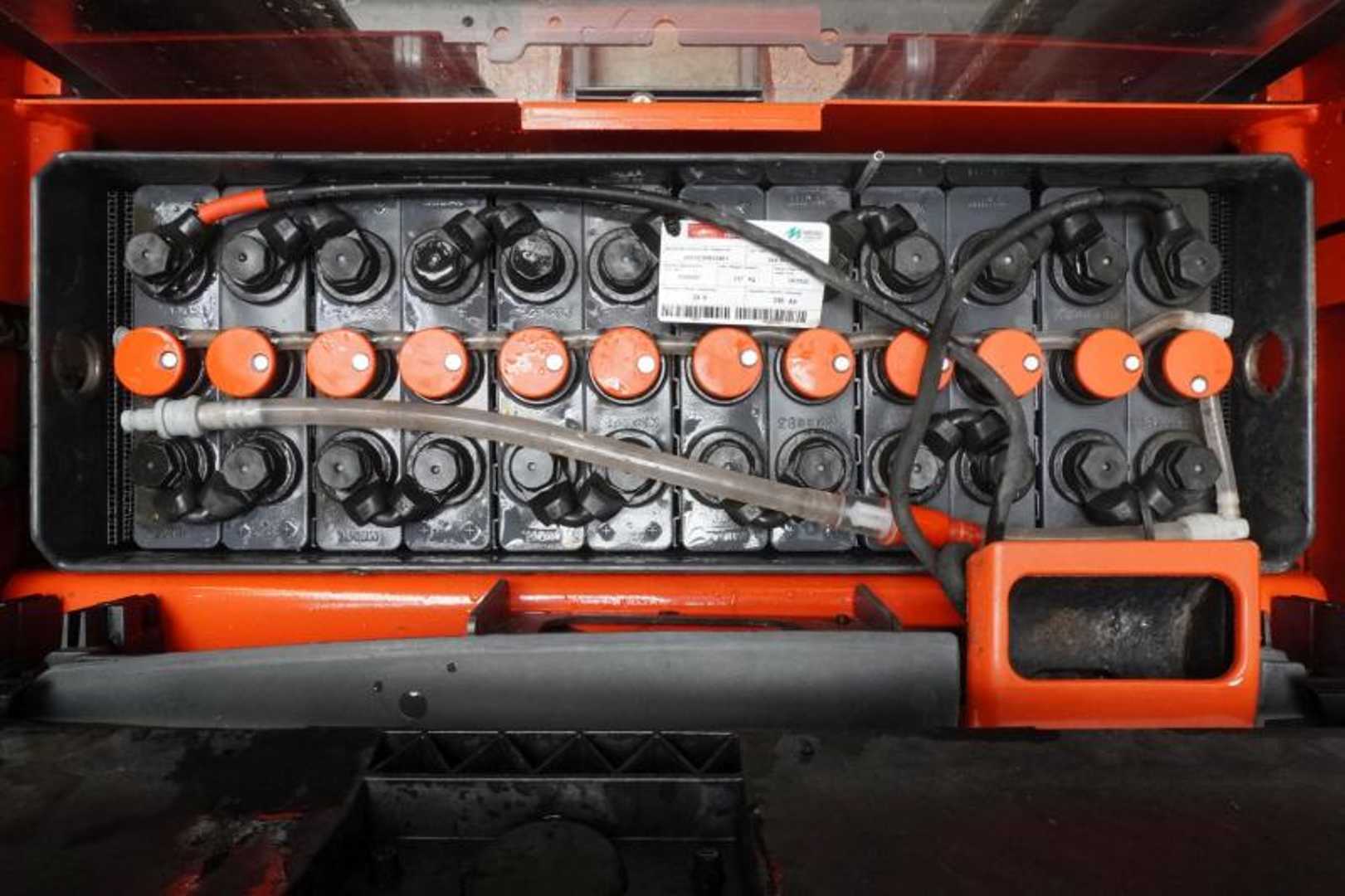Used Forklift Linde D 08 1160 Aukšto kėlimo krautuvas su grąžulu (Image 4) Used Forklift Linde D 08 1160 Aukšto kėlimo krautuvas su grąžulu (Image 4)