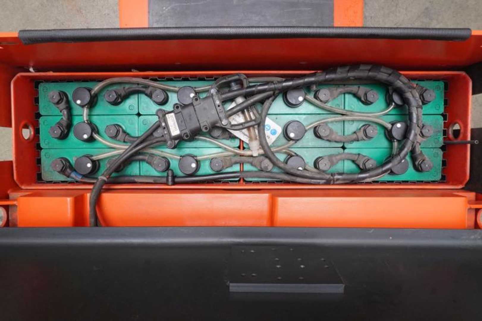 Used Forklift Linde L 10 AC 035 Aukšto kėlimo krautuvas su grąžulu (Image 4) Used Forklift Linde L 10 AC 035 Aukšto kėlimo krautuvas su grąžulu (Image 4)