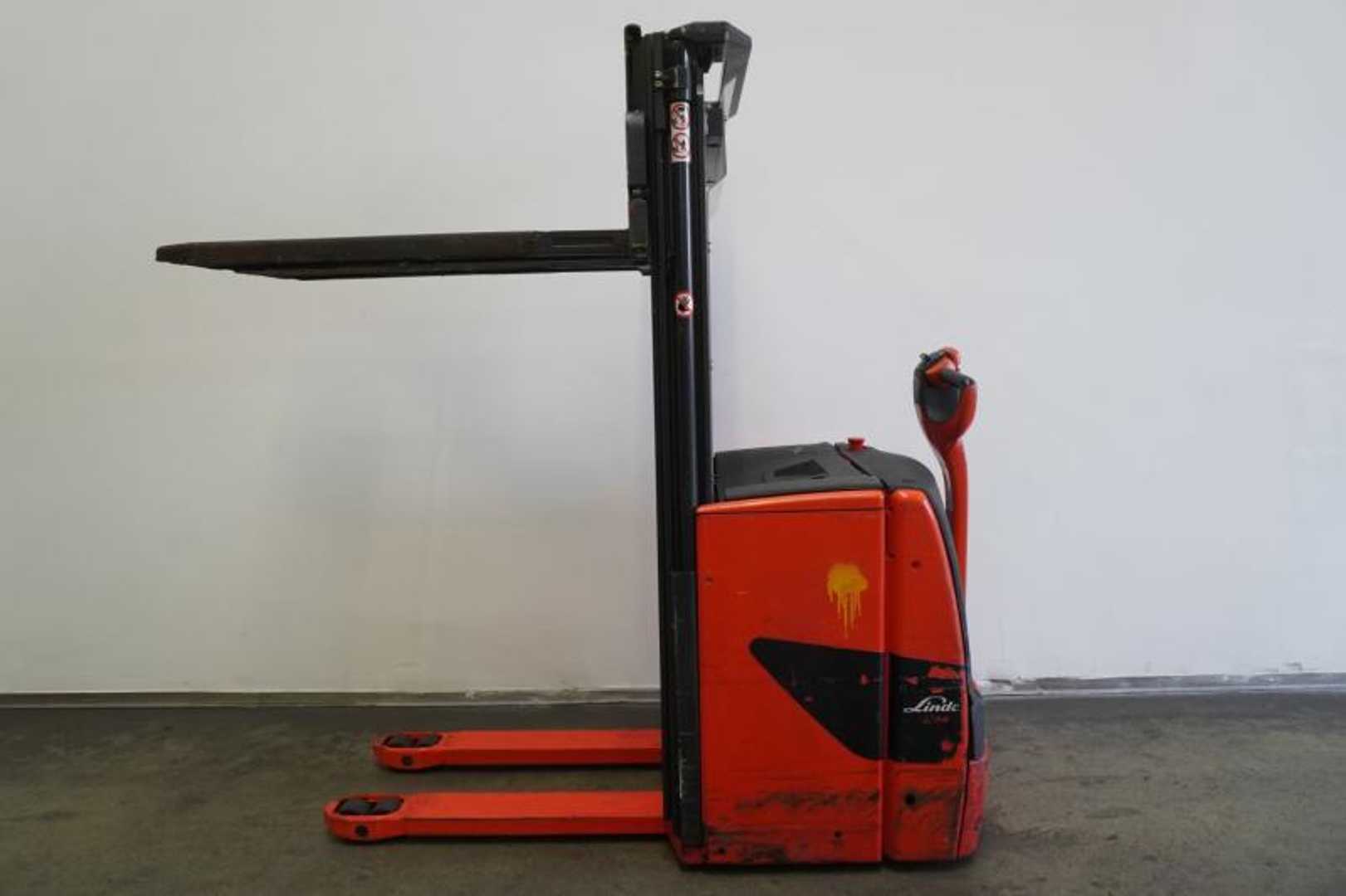 Used Forklift Linde L 14 1173 Aukšto kėlimo krautuvas su grąžulu (Image 3)