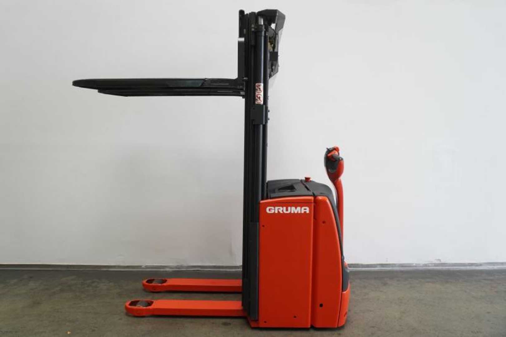 Used Forklift Linde L 16 1173 Aukšto kėlimo krautuvas su grąžulu (Image 3) Used Forklift Linde L 16 1173 Aukšto kėlimo krautuvas su grąžulu (Image 3)