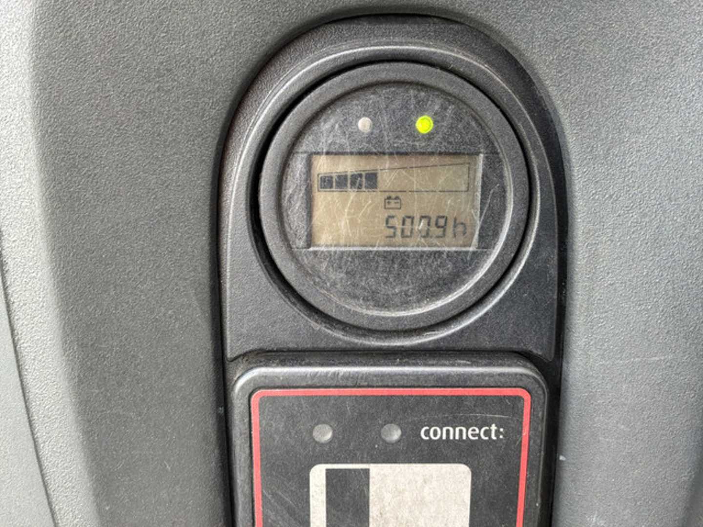Used Forklift Linde L12 Aukšto kėlimo krautuvas su grąžulu (Image 4)