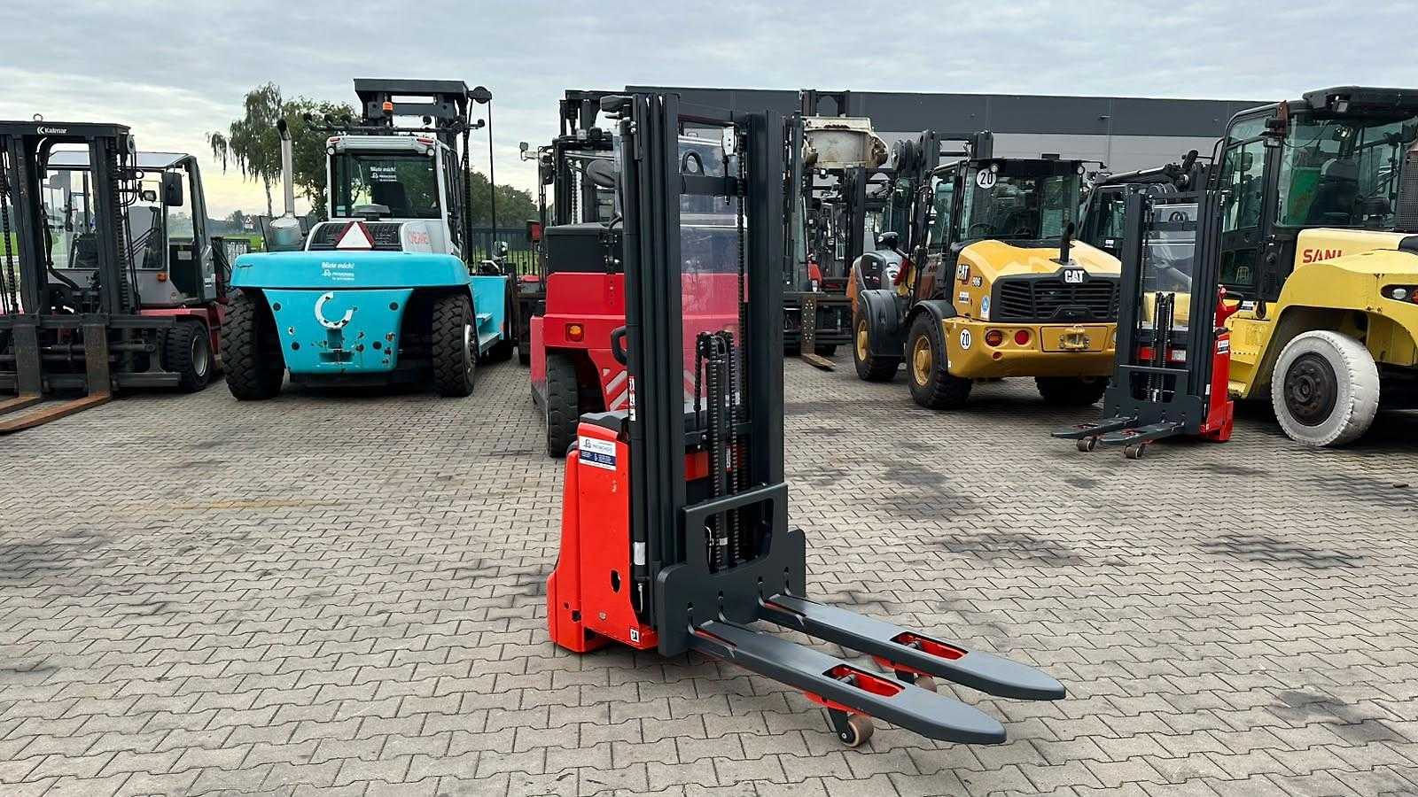 Used Forklift Linde L 16 I Aukšto kėlimo krautuvas su grąžulu (Image 4) Used Forklift Linde L 16 I Aukšto kėlimo krautuvas su grąžulu (Image 4)