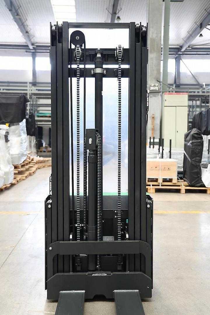 Used Forklift Noblelift SWB130D Aukšto kėlimo krautuvas su grąžulu (Image 2) Used Forklift Noblelift SWB130D Aukšto kėlimo krautuvas su grąžulu (Image 2)