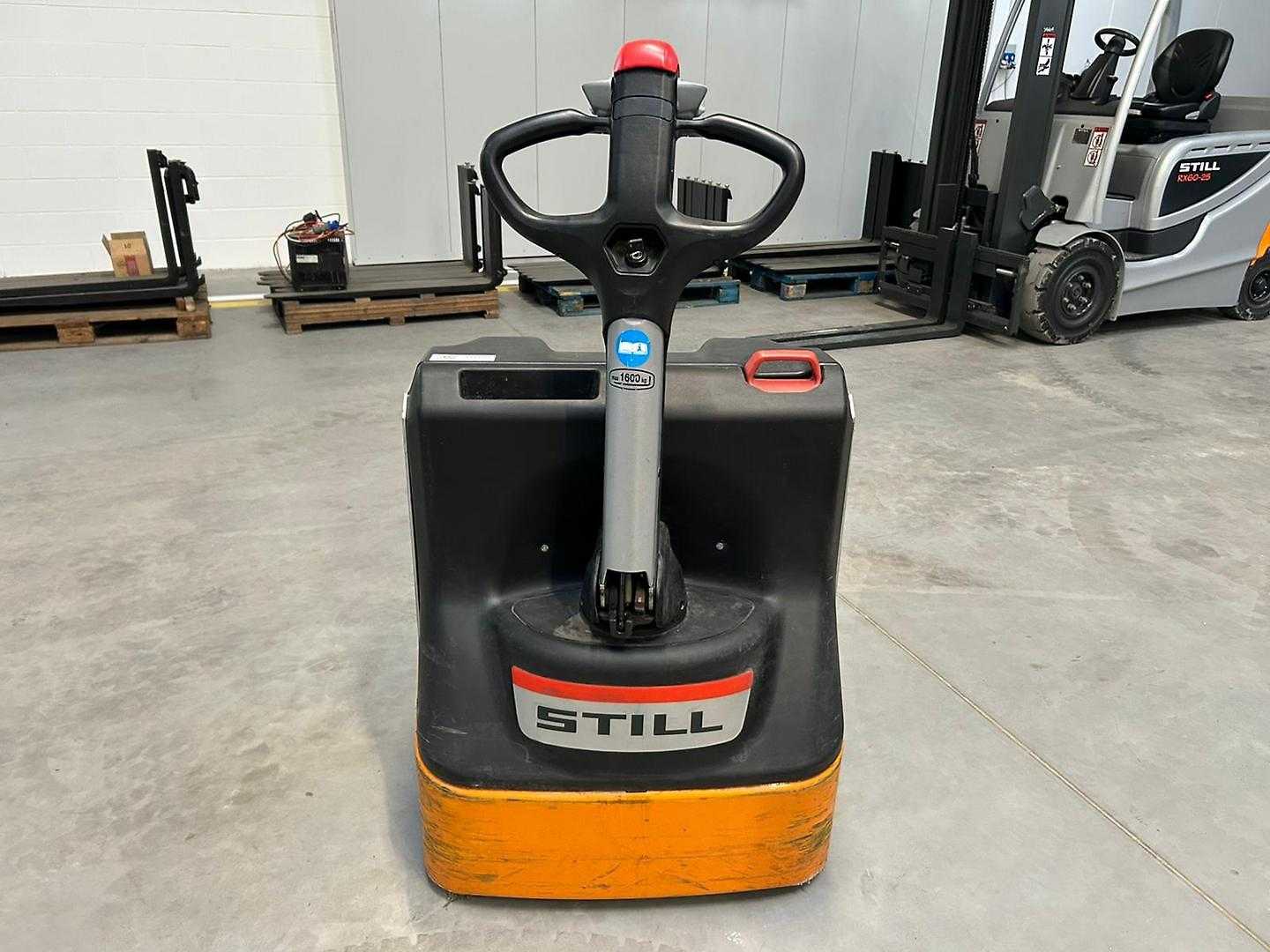 Used Forklift STILL ECU 16 Aukšto kėlimo krautuvas su grąžulu (Image 3) Used Forklift STILL ECU 16 Aukšto kėlimo krautuvas su grąžulu (Image 3)