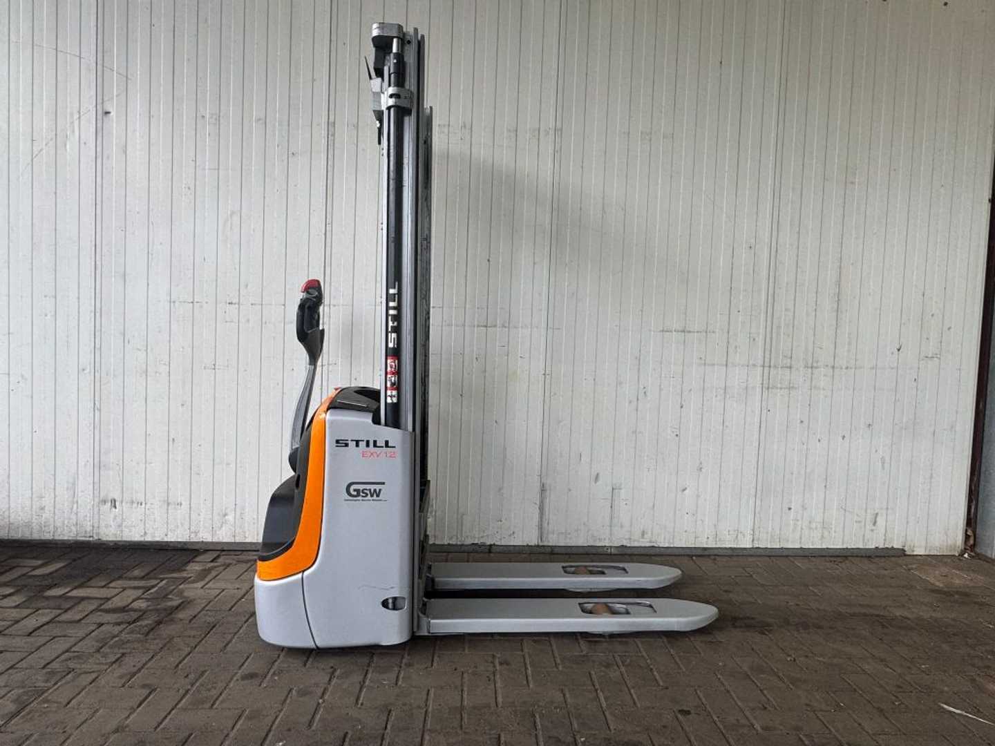 Used Forklift STILL EXV12 Aukšto kėlimo krautuvas su grąžulu (Image 2) Used Forklift STILL EXV12 Aukšto kėlimo krautuvas su grąžulu (Image 2)