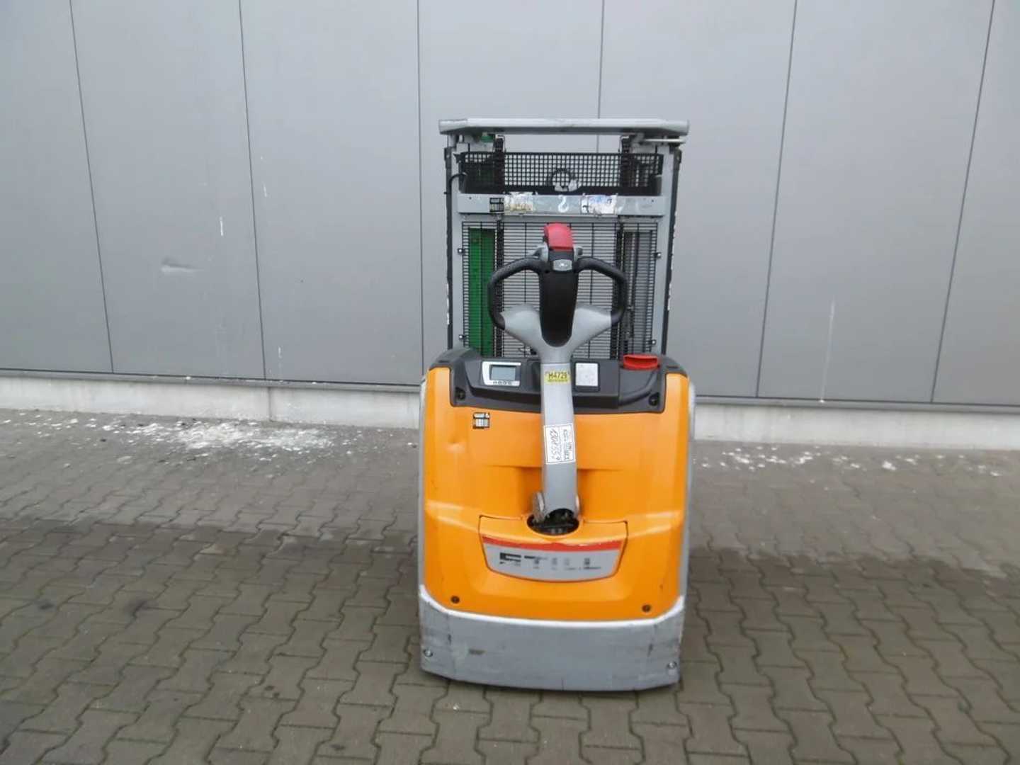 Used Forklift STILL EXV 14 Aukšto kėlimo krautuvas su grąžulu (Image 8) Used Forklift STILL EXV 14 Aukšto kėlimo krautuvas su grąžulu (Image 8)