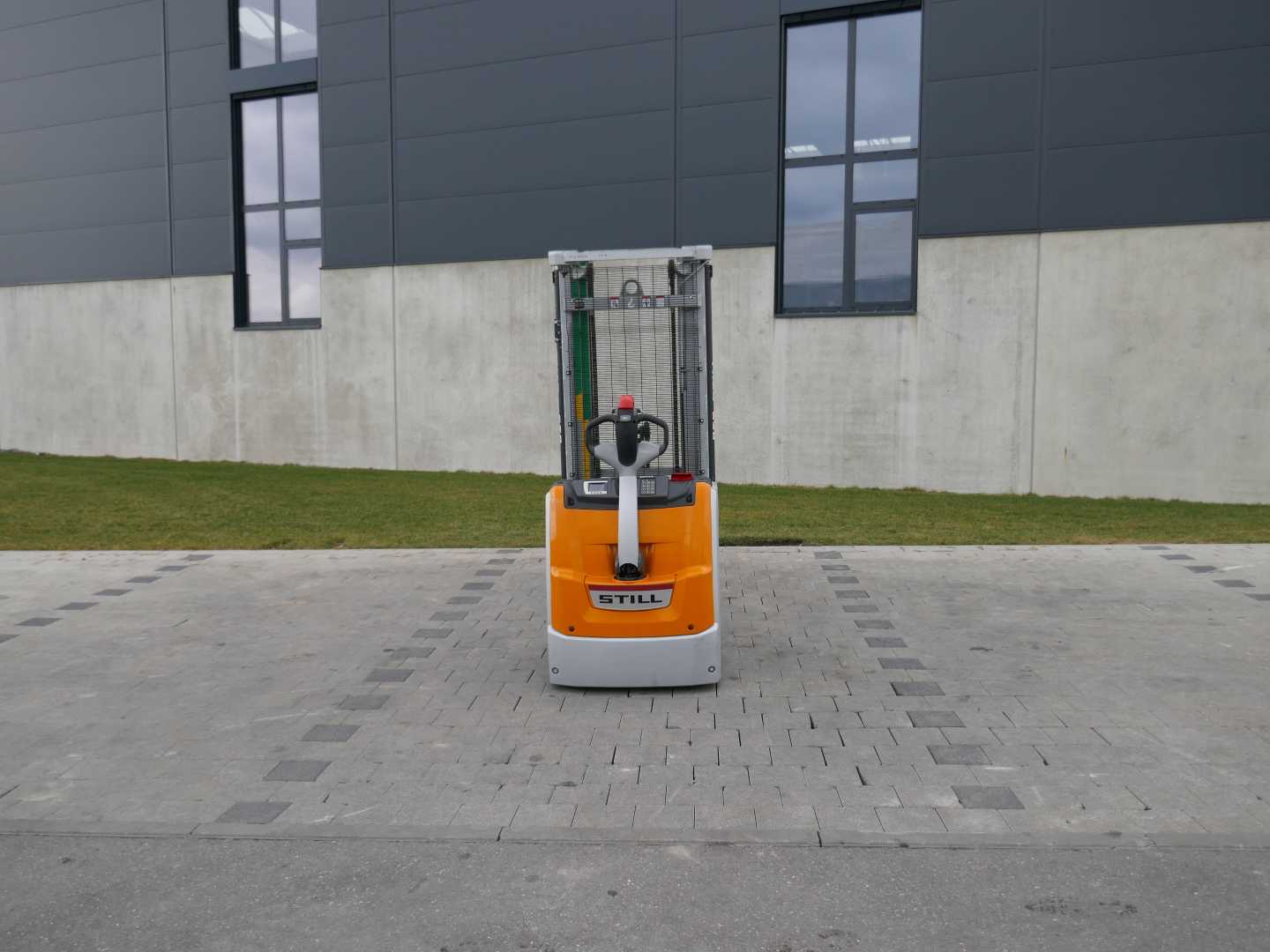 Used Forklift STILL EXV 20i Aukšto kėlimo krautuvas su grąžulu (Image 5) Used Forklift STILL EXV 20i Aukšto kėlimo krautuvas su grąžulu (Image 5)