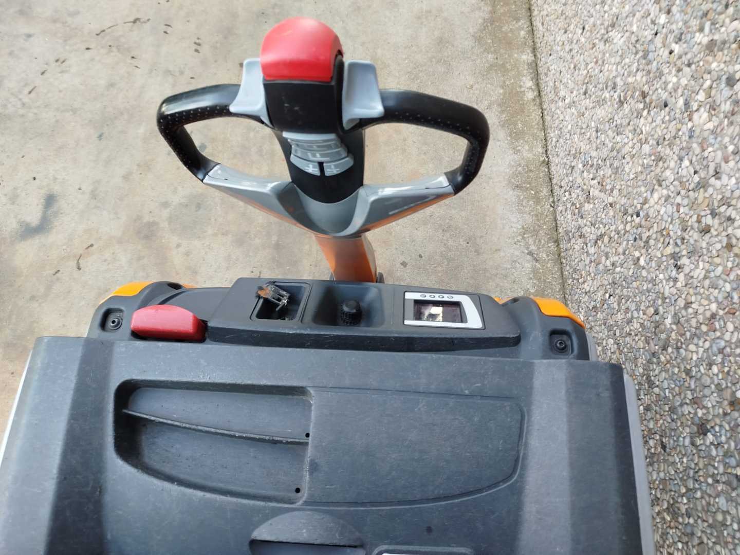 Used Forklift STILL EXV14D Aukšto kėlimo krautuvas su grąžulu (Image 5) Used Forklift STILL EXV14D Aukšto kėlimo krautuvas su grąžulu (Image 5)