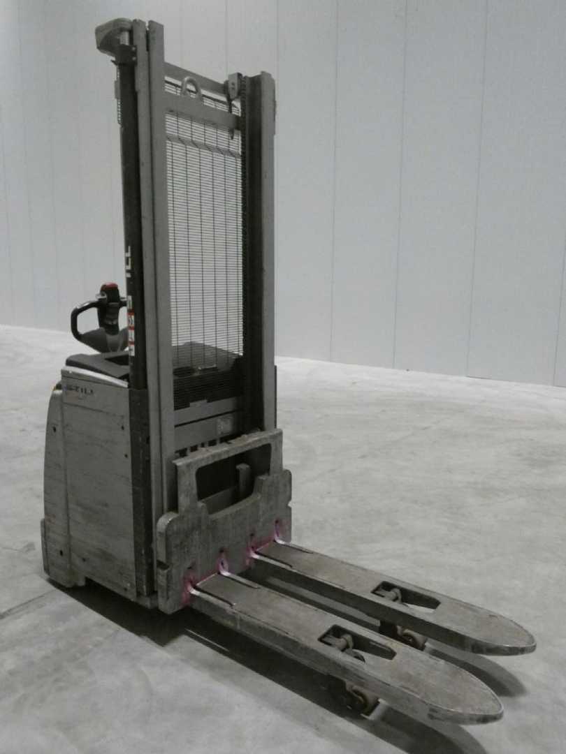 Used Forklift STILL EXV20I Aukšto kėlimo krautuvas su grąžulu (Image 1) Used Forklift STILL EXV20I Aukšto kėlimo krautuvas su grąžulu (Image 1)