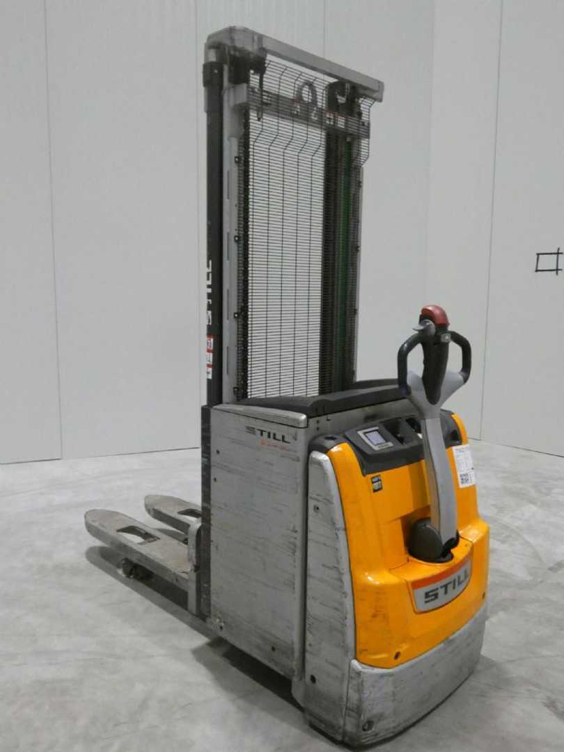 Used Forklift STILL EXV20I Aukšto kėlimo krautuvas su grąžulu (Image 2) Used Forklift STILL EXV20I Aukšto kėlimo krautuvas su grąžulu (Image 2)