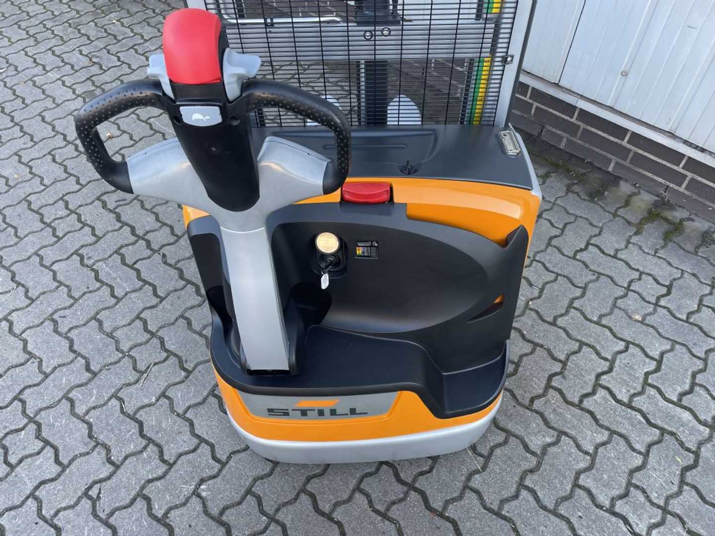 Used Forklift STILL EXV12i | Nur 551 Bst. Aukšto kėlimo krautuvas su grąžulu (Image 8) Used Forklift STILL EXV12i | Nur 551 Bst. Aukšto kėlimo krautuvas su grąžulu (Image 8)